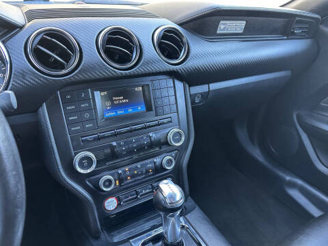 2015 Ford Mustang V6