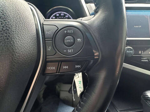 2018 Toyota Camry SE