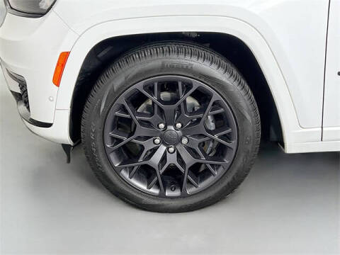 2023 Jeep Grand Cherokee L Summit