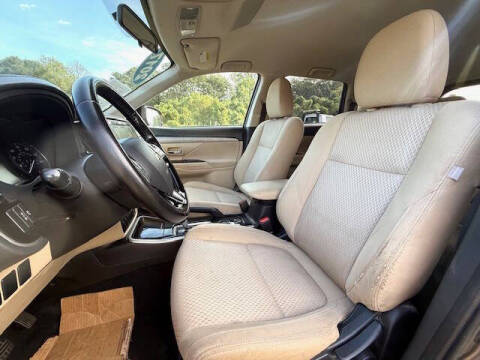 2017 Mitsubishi Outlander SE