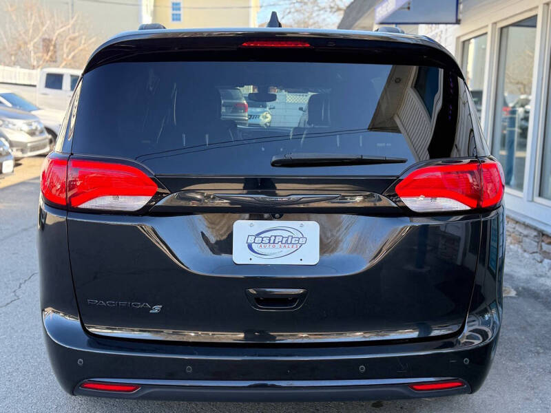 2019 Chrysler Pacifica Touring L
