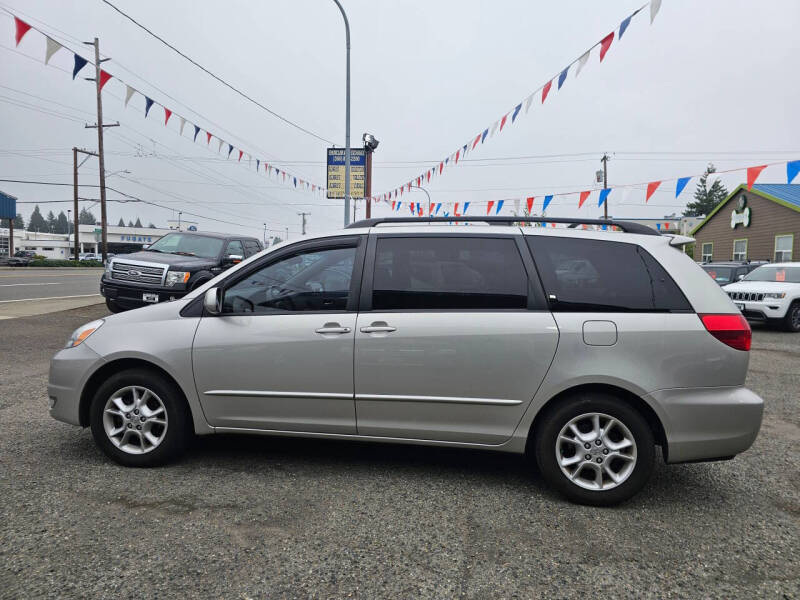 2004 Toyota Sienna XLE 7 Passenger
