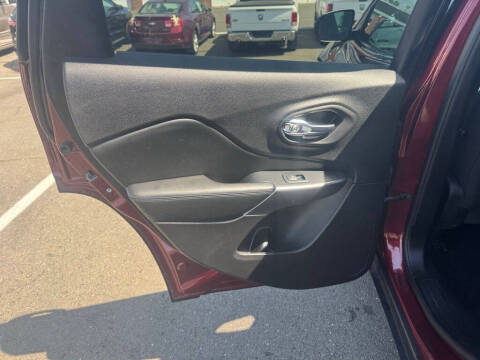 2019 Jeep Cherokee Latitude