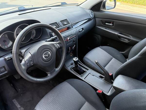 2008 Mazda MAZDA3 i Sport