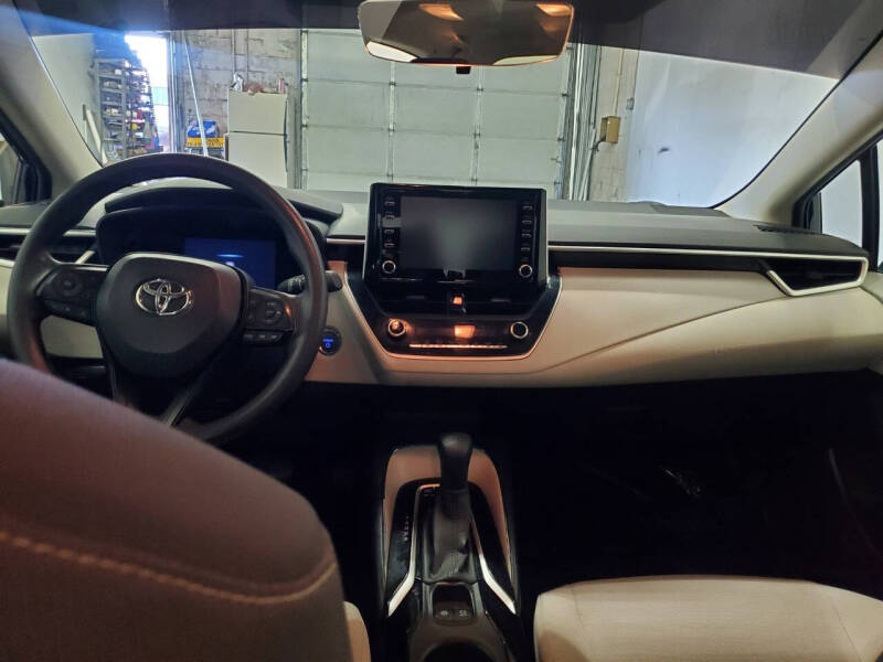 2020 Toyota Corolla Hybrid LE