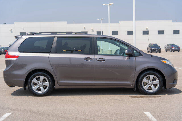 2011 Toyota Sienna