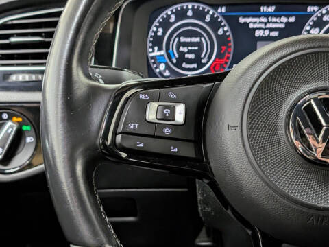 2019 Volkswagen Golf R 4Motion