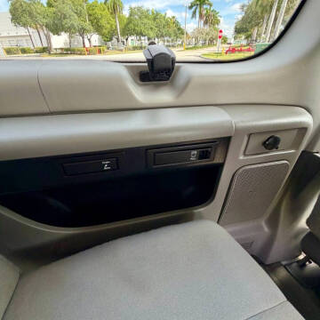 2008 Ford E-Series E-350 SD XLT