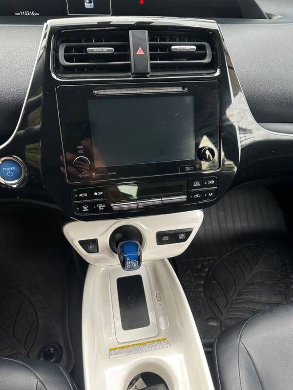 2016 Toyota Prius Four