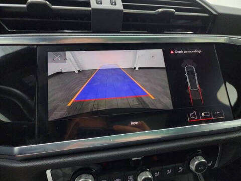 2024 Audi Q3 quattro S line Premium 45 TFSI