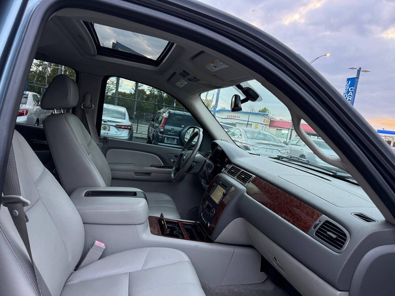 2008 Chevrolet Suburban for sale at Chicago Auto House in Chicago, IL