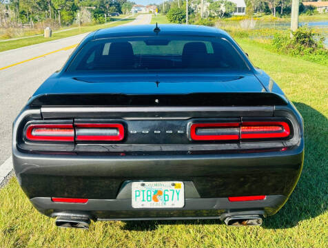 2017 Dodge Challenger R/T Plus