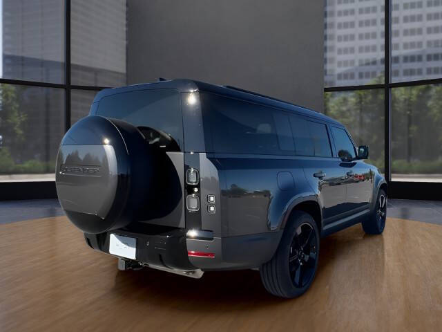 2026 Land Rover Defender 130 P300 S