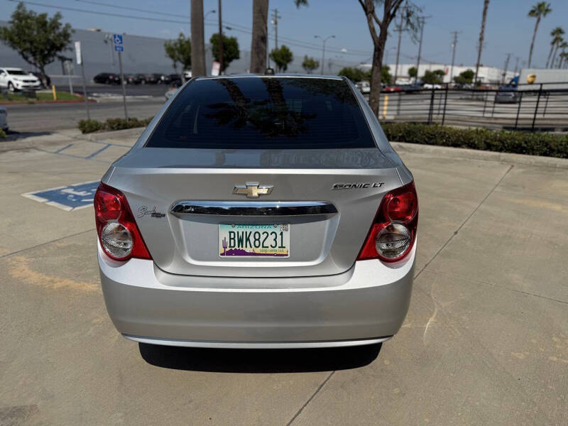 2016 Chevrolet Sonic LT Auto