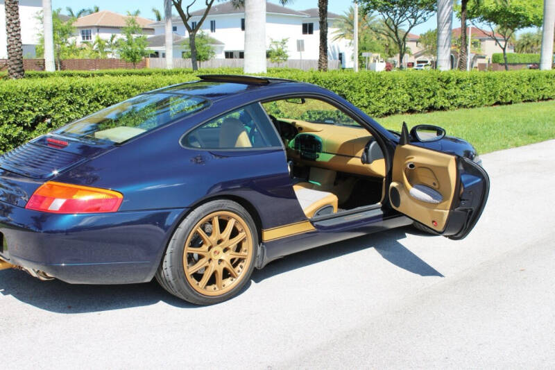 1999 Porsche 911 Carrera