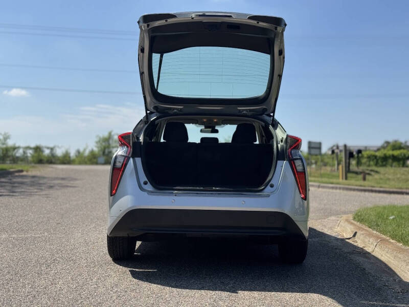2017 Toyota Prius Two