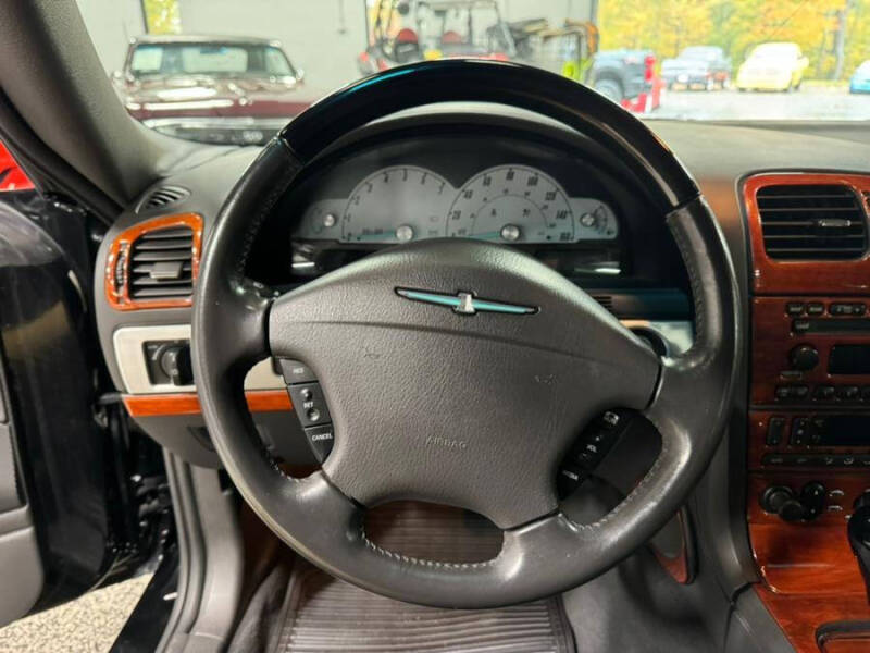 2002 Ford Thunderbird Deluxe