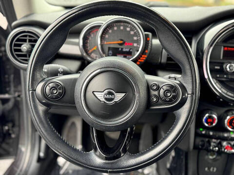 2015 MINI Hardtop 2 Door Cooper