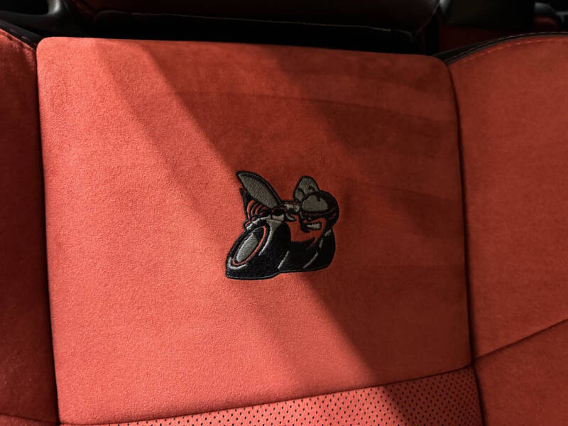 2016 Dodge Challenger 392 HEMI Scat Pack Shaker