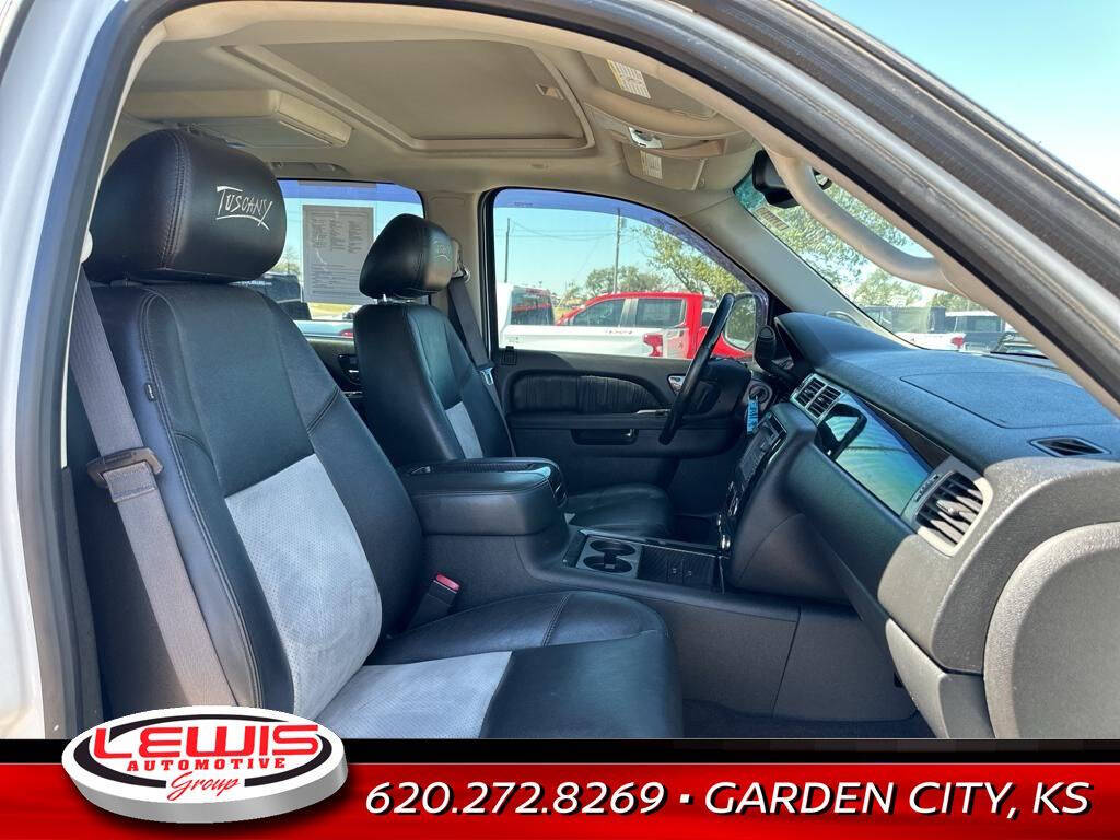 2013 Chevrolet Silverado 2500HD for sale at Lewis Chevrolet of Garden City in Garden City, KS