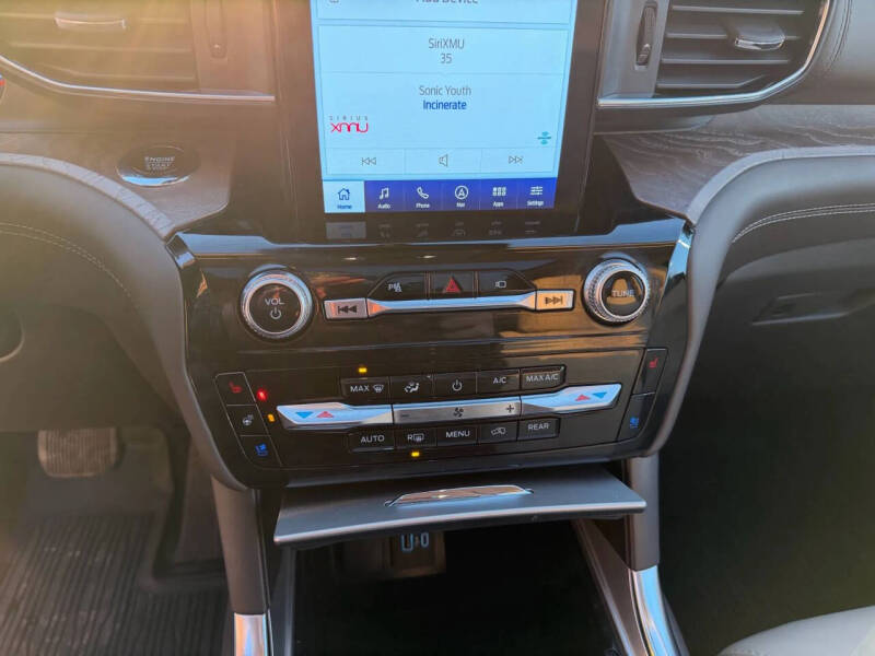 2023 Ford Explorer Platinum