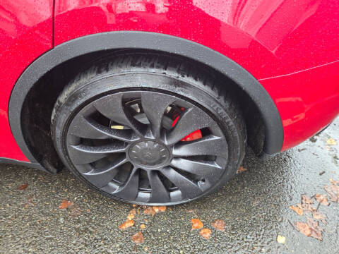 2023 Tesla Model Y Performance