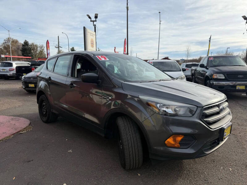 2019 Ford Escape S