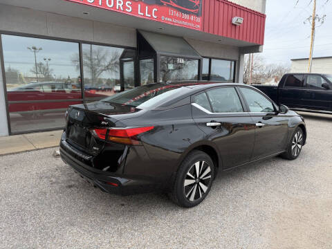 2021 Nissan Altima 2.5 SV