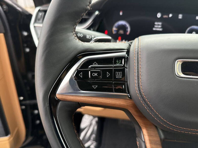 2025 Jeep Grand Cherokee Summit