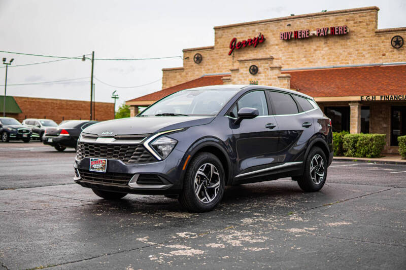 2023 Kia Sportage LX's photo