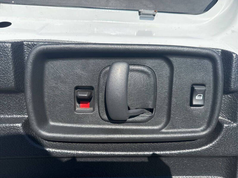 2023 Chevrolet Express 2500