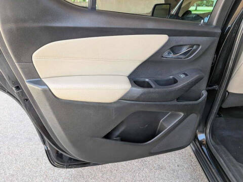 2022 Chevrolet Traverse LS