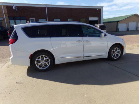 2019 Chrysler Pacifica Touring L Plus