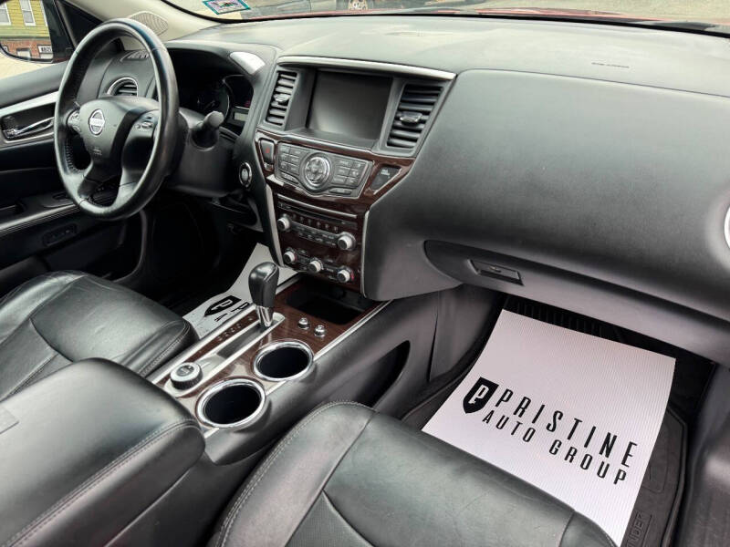 2013 Nissan Pathfinder Platinum