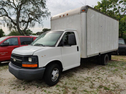 2006 Chevrolet Express Cutaway for sale at Advance Import in Tampa FL