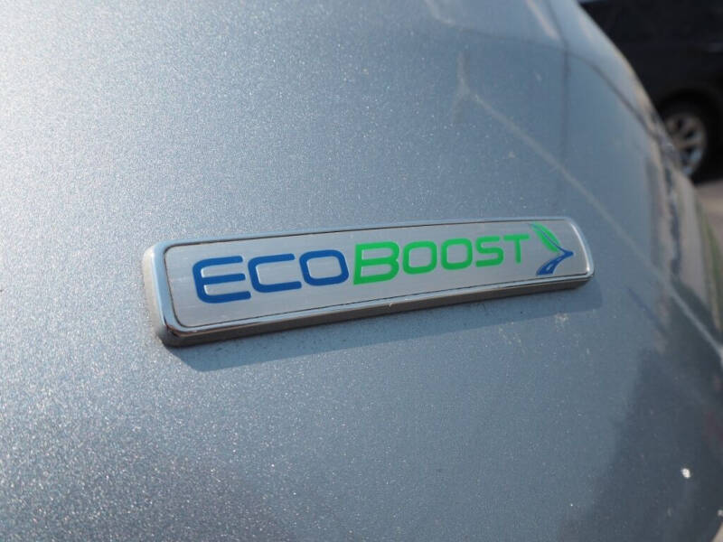 2020 Ford Edge SE