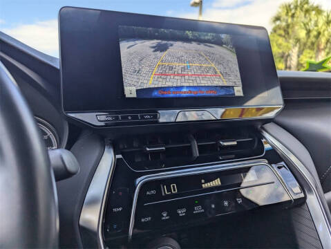 2024 Toyota Venza XLE