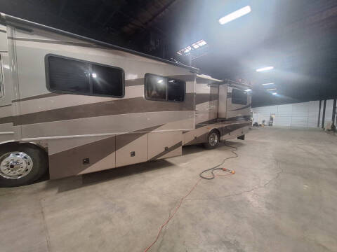 2004 Fleetwood RV Discovery 39S