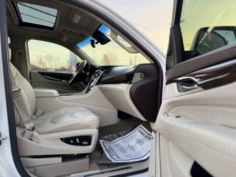 2017 Cadillac Escalade ESV Premium Luxury