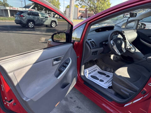 2010 Toyota Prius III