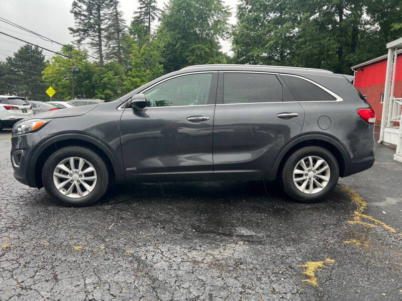 2017 Kia Sorento LX