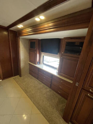 2013 Freightliner XCM Chassis