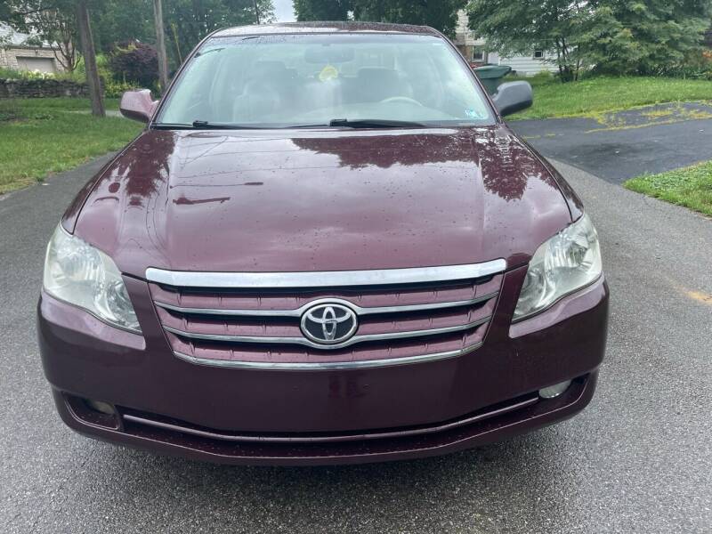 2005 Toyota Avalon for sale at Via Roma Auto Sales in Columbus OH