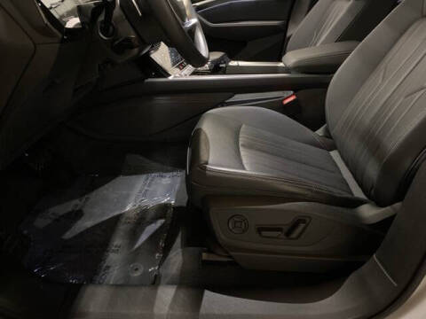 2024 Audi Q8 e-tron quattro Premium Plus