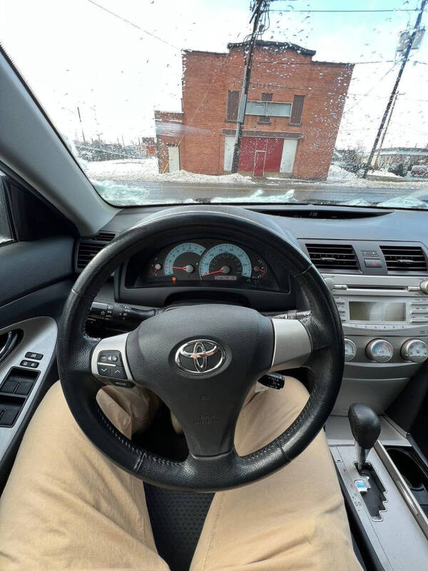 2010 Toyota Camry LE