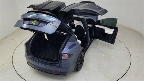 2022 Tesla Model X