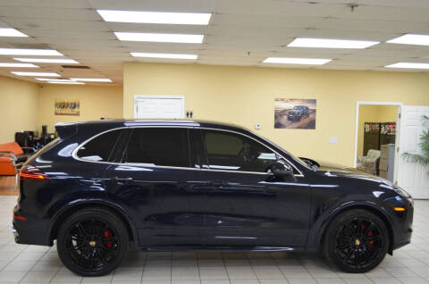 2016 Porsche Cayenne GTS