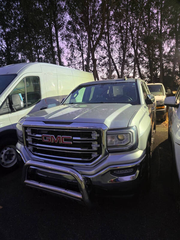 2017 GMC Sierra 1500 SLT's photo