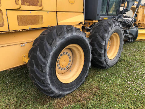 2011 John Deere 670 GP MOTOR GRADER