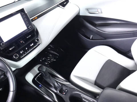 2020 Toyota Corolla Hatchback SE